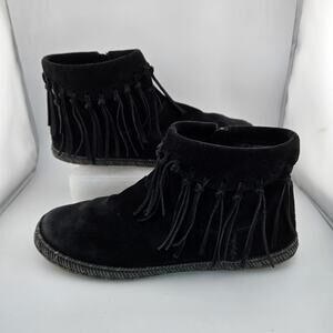 UGG Australia Shenandoah Black Suede Fringe Moccasin Ankle Boots Women’s Size 7